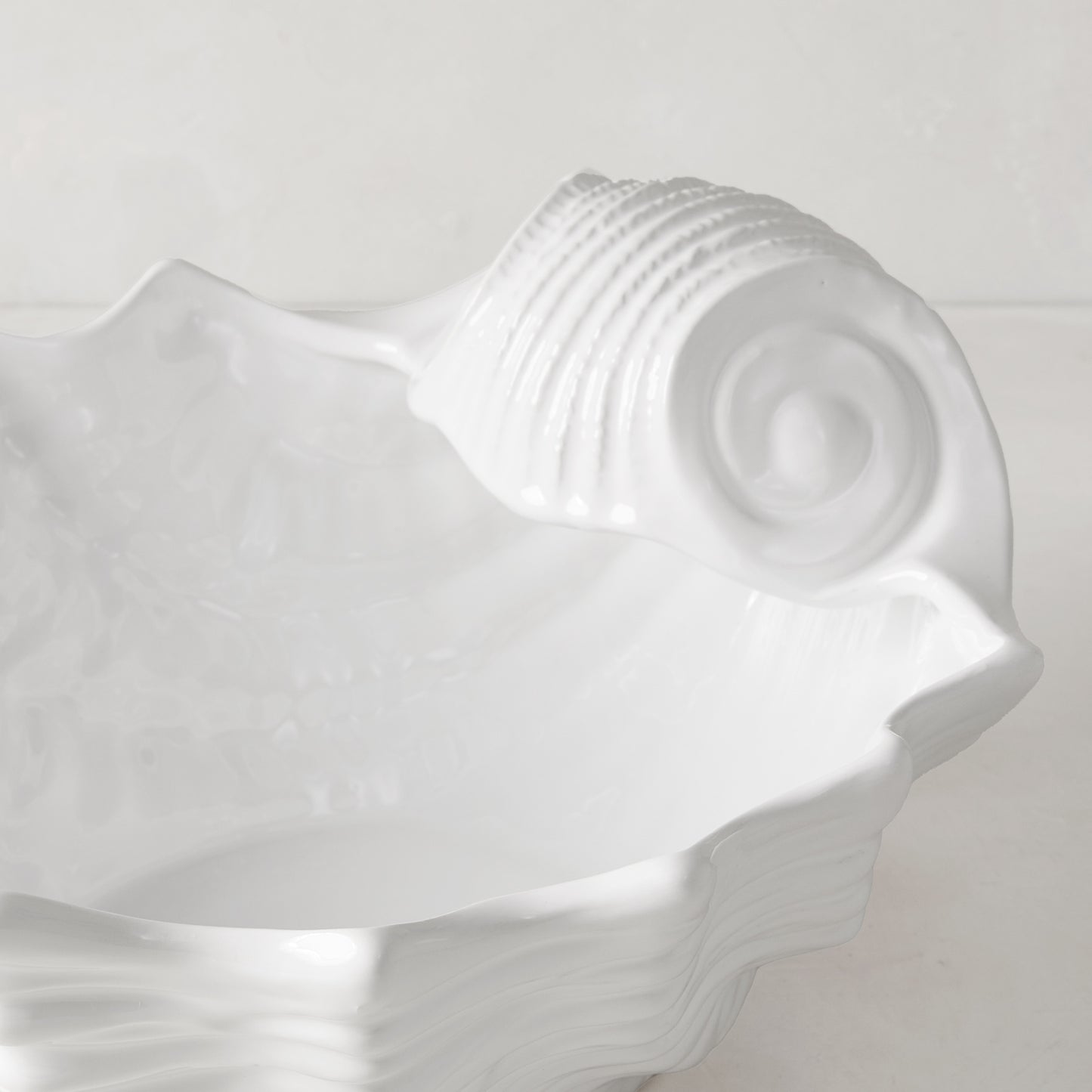 Large Malibu Ceramic Shell Bowl