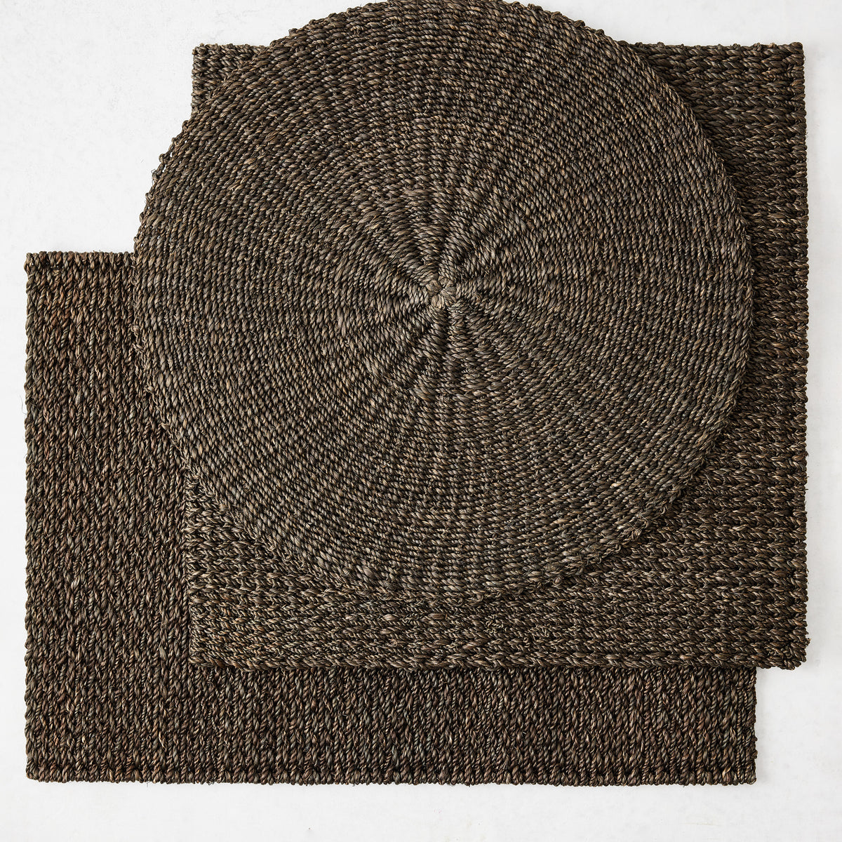 Chocolate Brown Abaca Round Woven Placemat