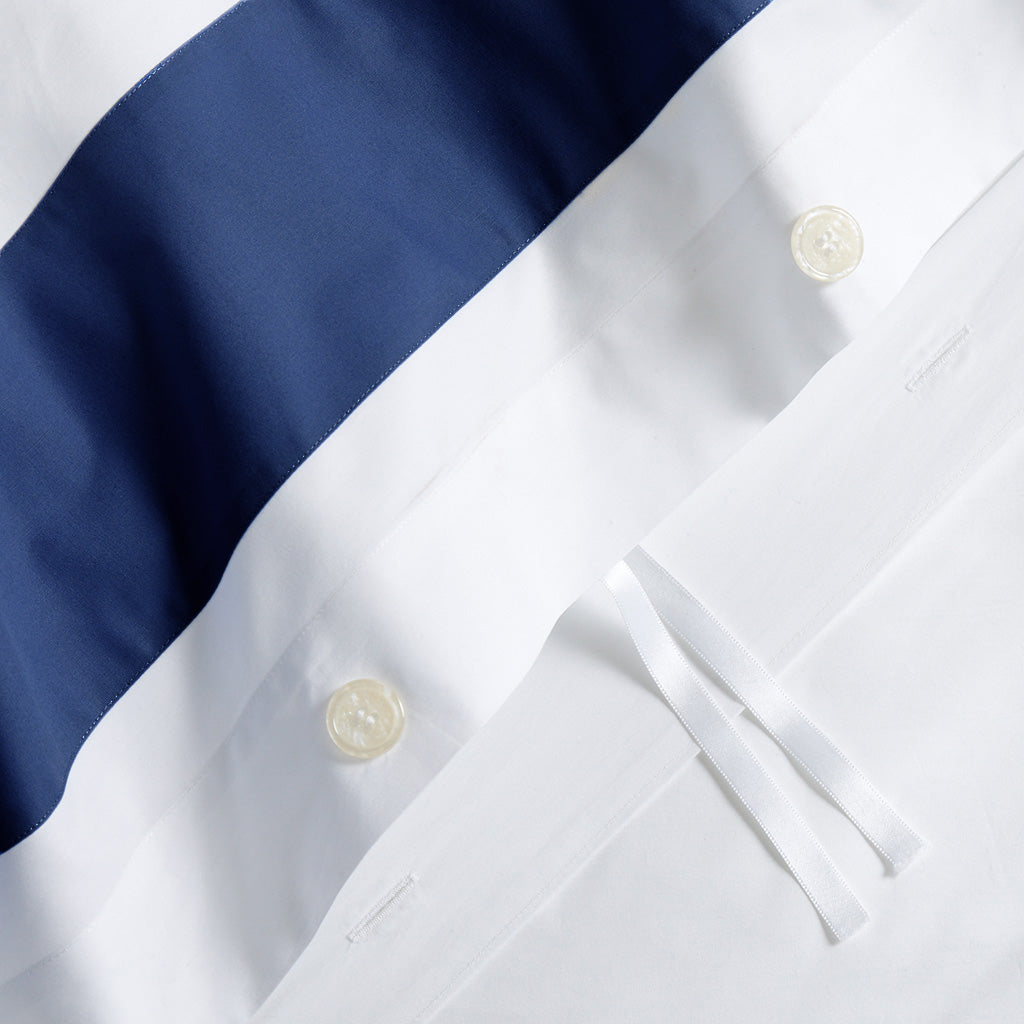 white and navy blue percale cotton duvet cover with tie corners