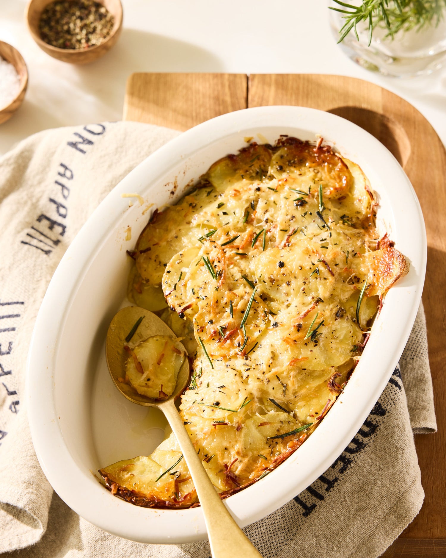 Ravello Serveware Collection