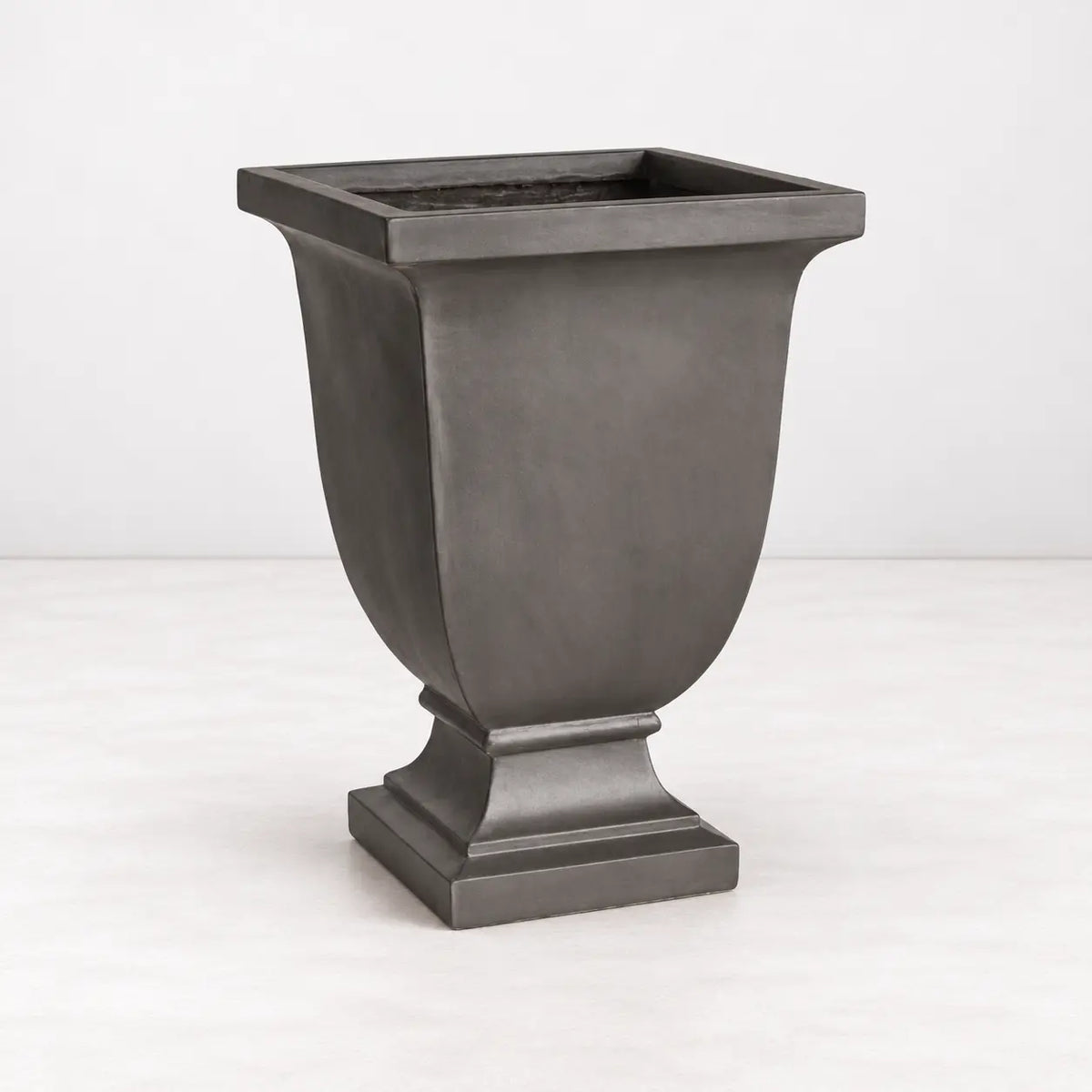 Fibreclay Beckett Square Footed Planter, Large - dropship 