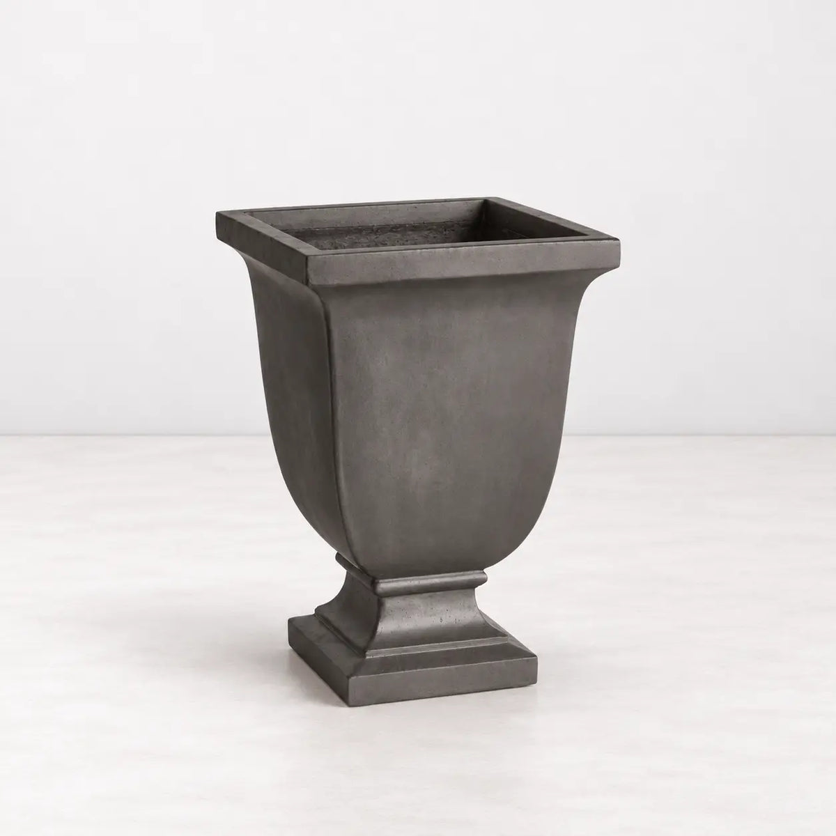 Fibreclay Beckett Square Footed Planter, Small - dropship 