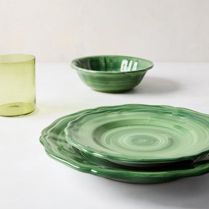 Deruta Green Painted Ceramic Dinner Plate