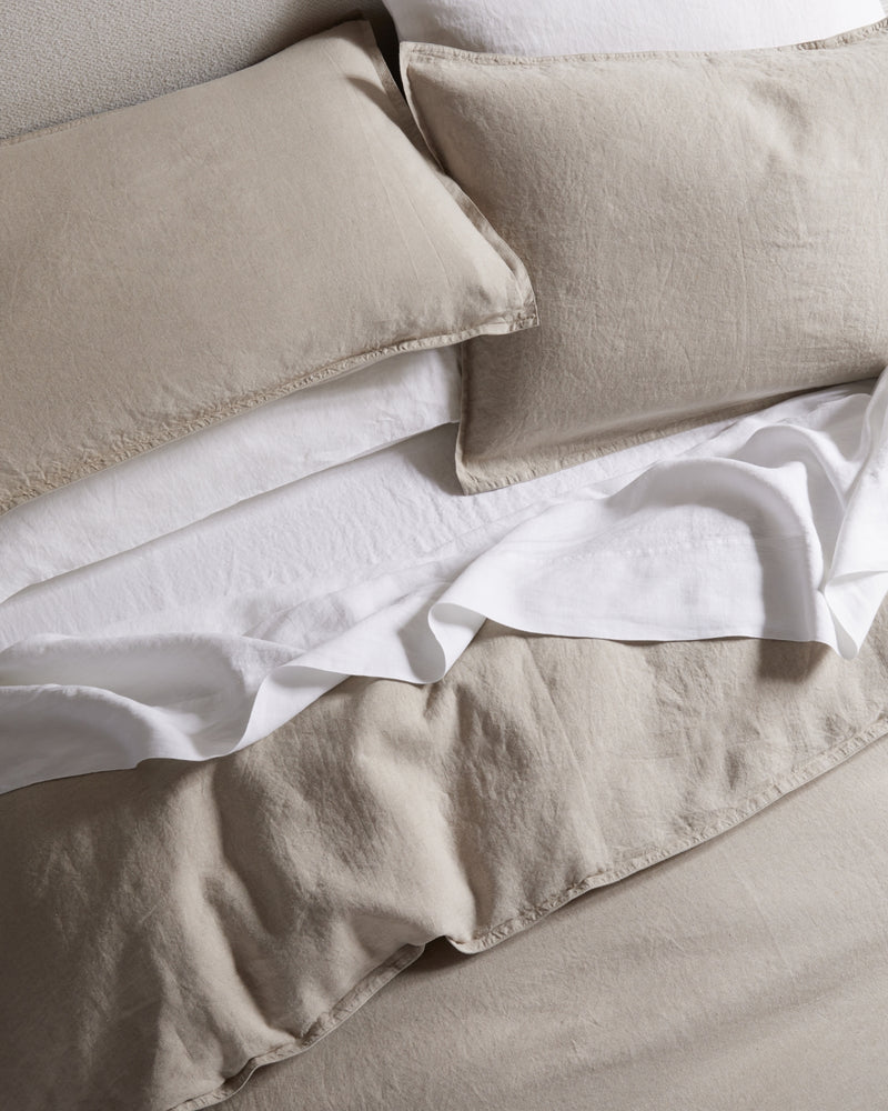 SHOP BEDDING