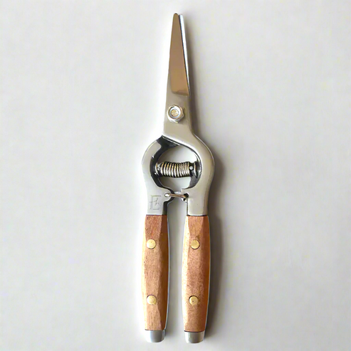 Redwood Garden Snips - Hudson Grace