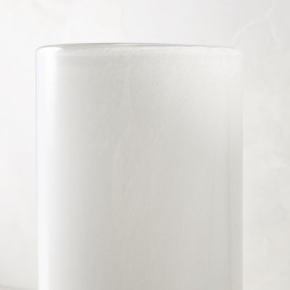 White Oversized Grando Vase