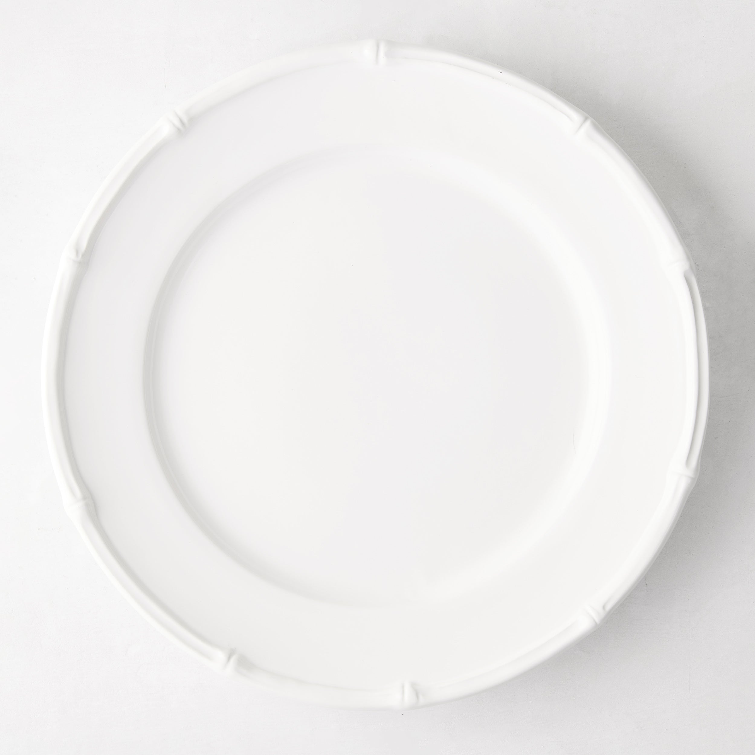 Hudson Grace Bamboo White Ceramic Dinner Plate