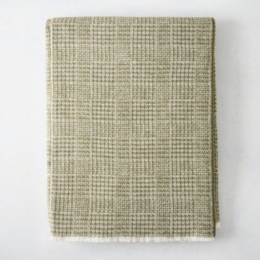 Chive green Sutton Houndstooth throw blanket, 51"x67" cotton-acrylic blend with raw edge.