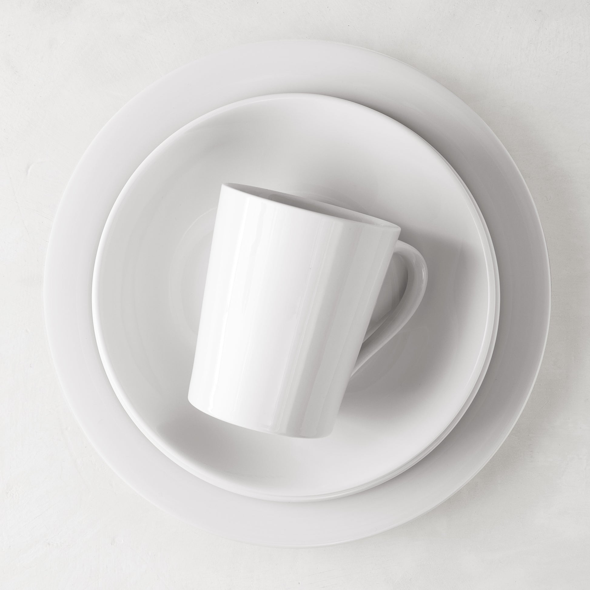 HG City White Porcelain Dinner Plate, bowl, and mug set.
