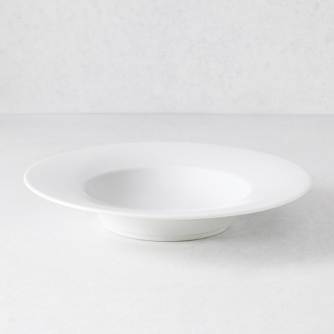 HG Classic white porcelain soup bowl/plate with wide rim, 9" diameter.
