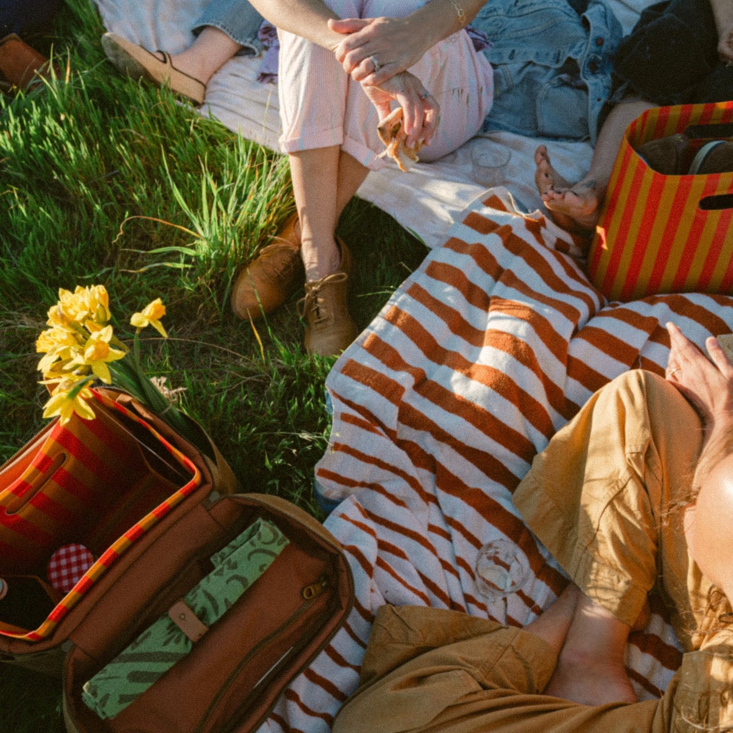 The Goldie Picnic Bag