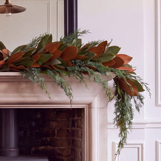 Magnolia with Carolina Sapphire Garland
