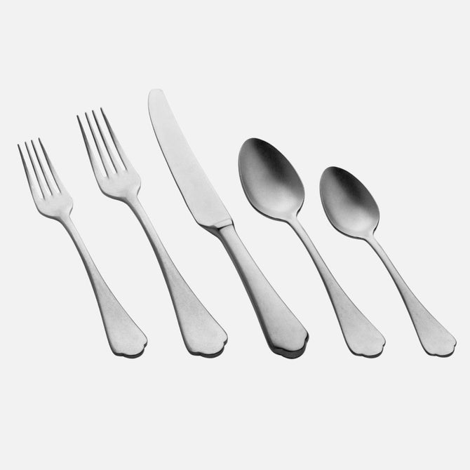 Mepra Dolce Vita 5-piece stainless steel flatware set with vintage matte finish and elegant Italian design.