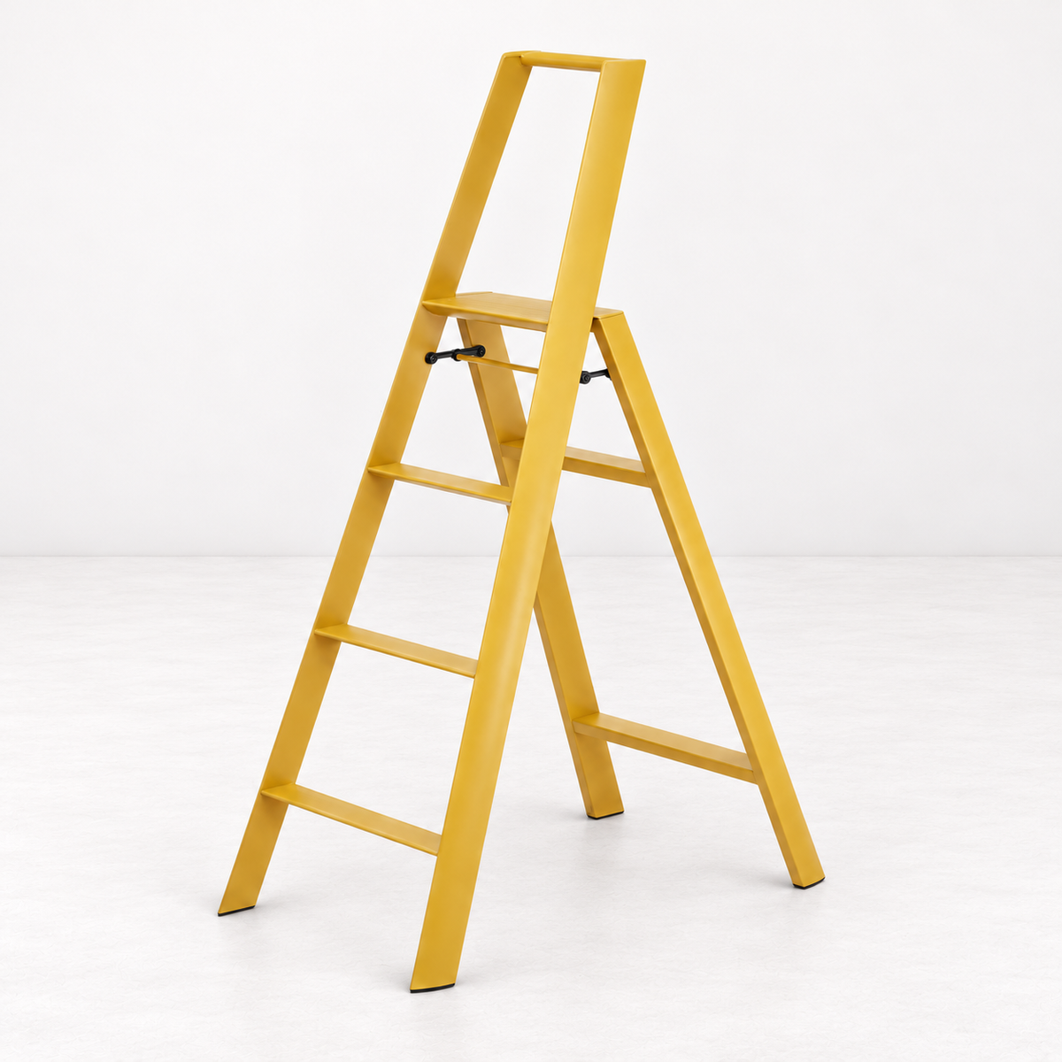 Mustard yellow Hasegawa Lucano 4-step ladder in aluminum and steel with a minimalist design and safety bar.