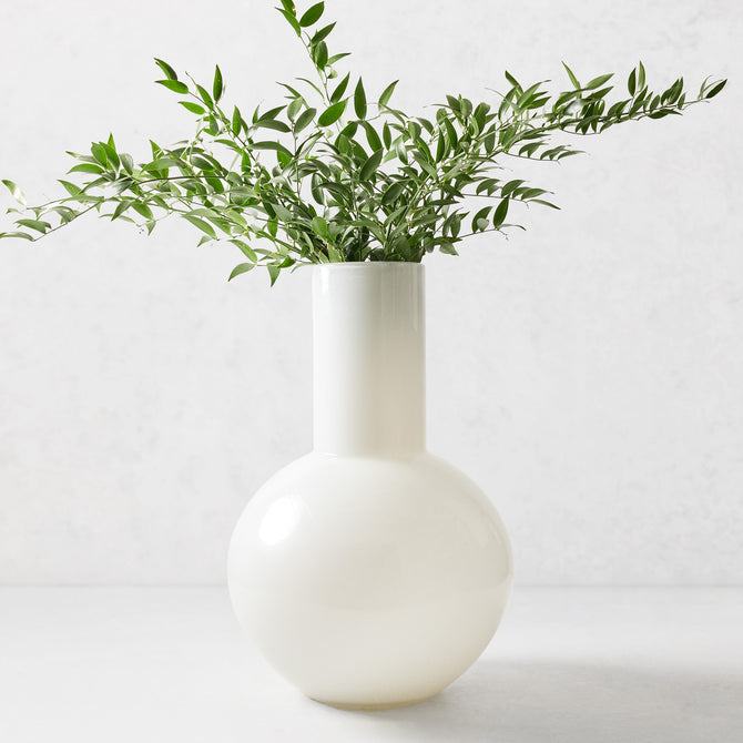 Opaque White Grando Glass Vase