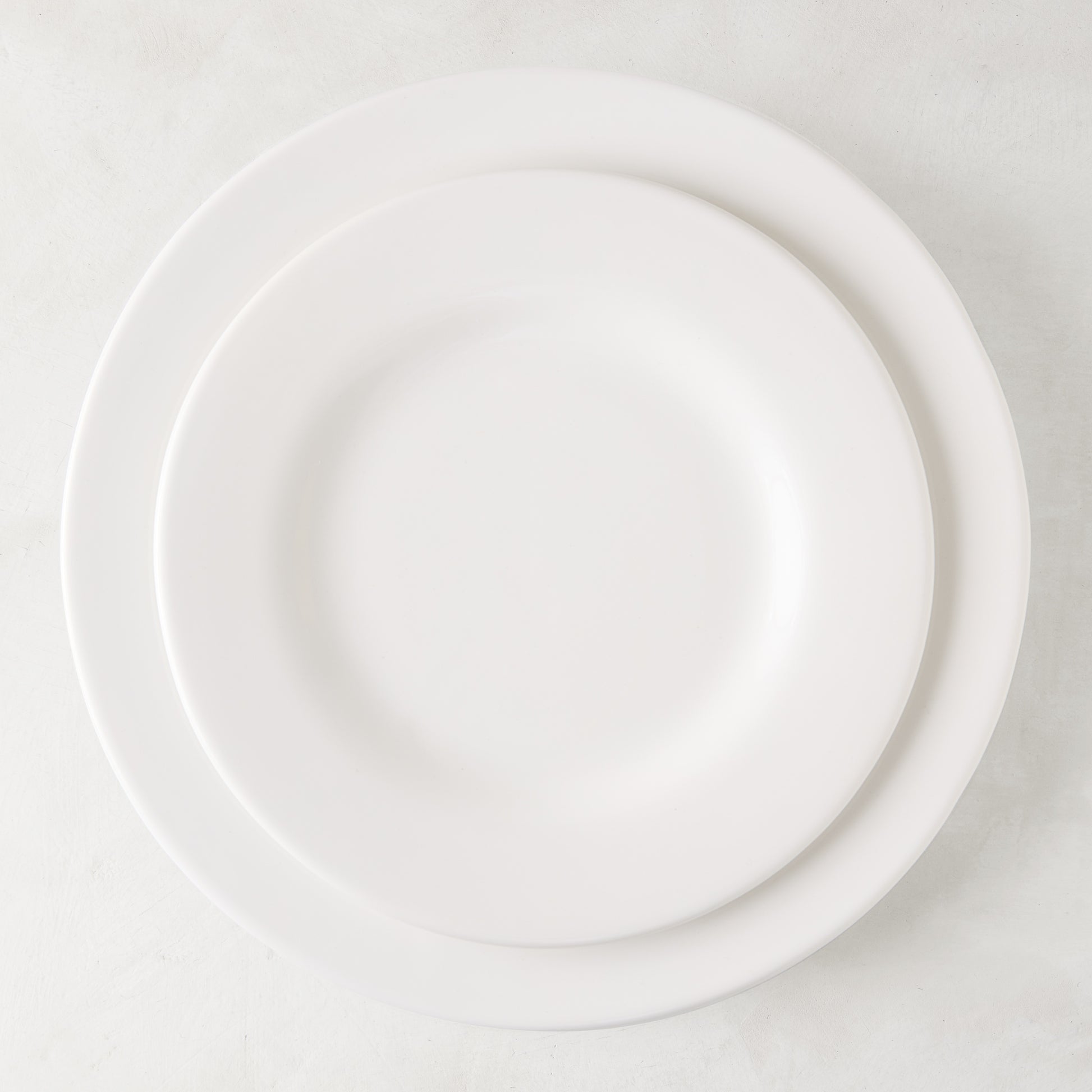 HG Original 10" creamy white ceramic salad plate, classic Italian design.