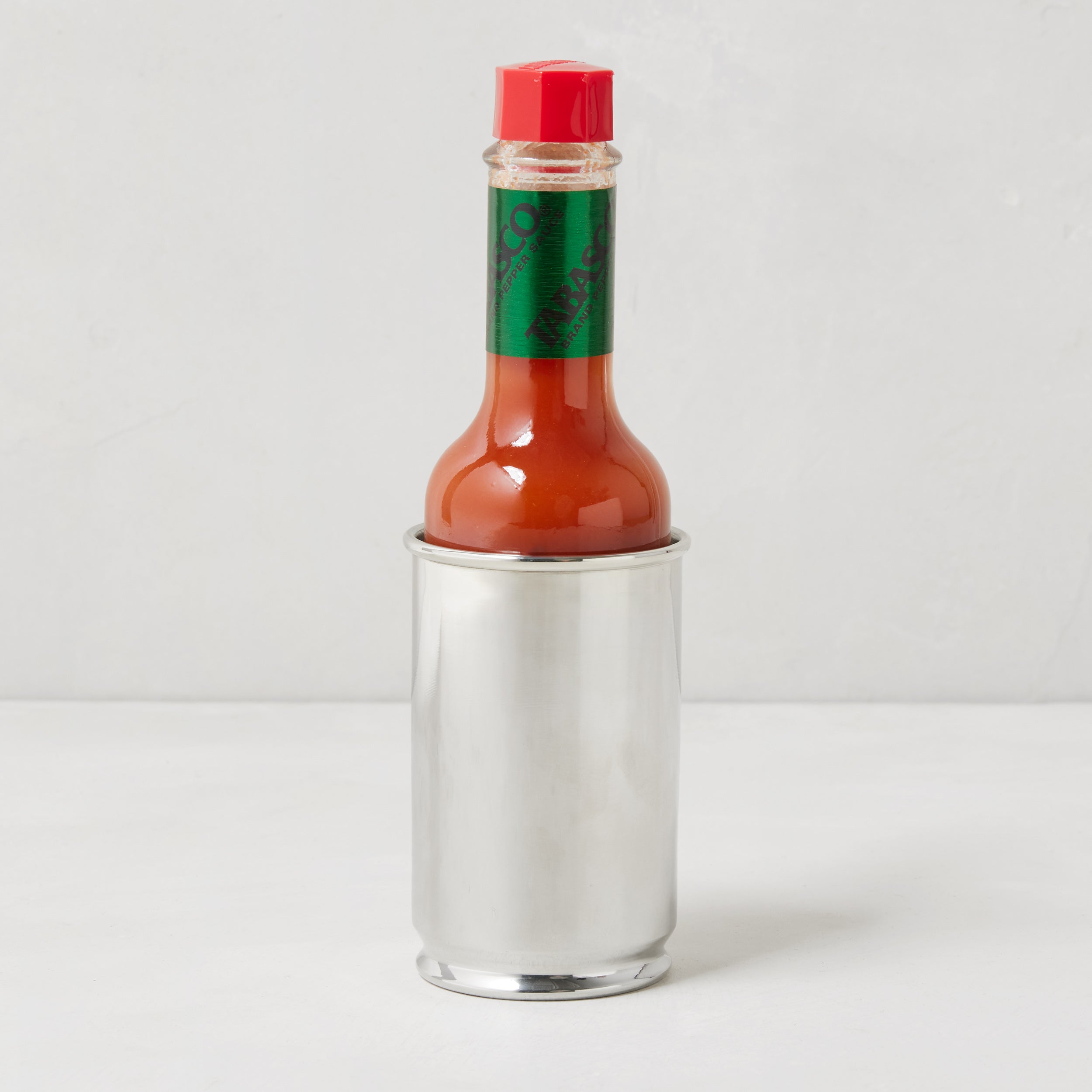 pewter-tabasco-holder-5oz.jpg?