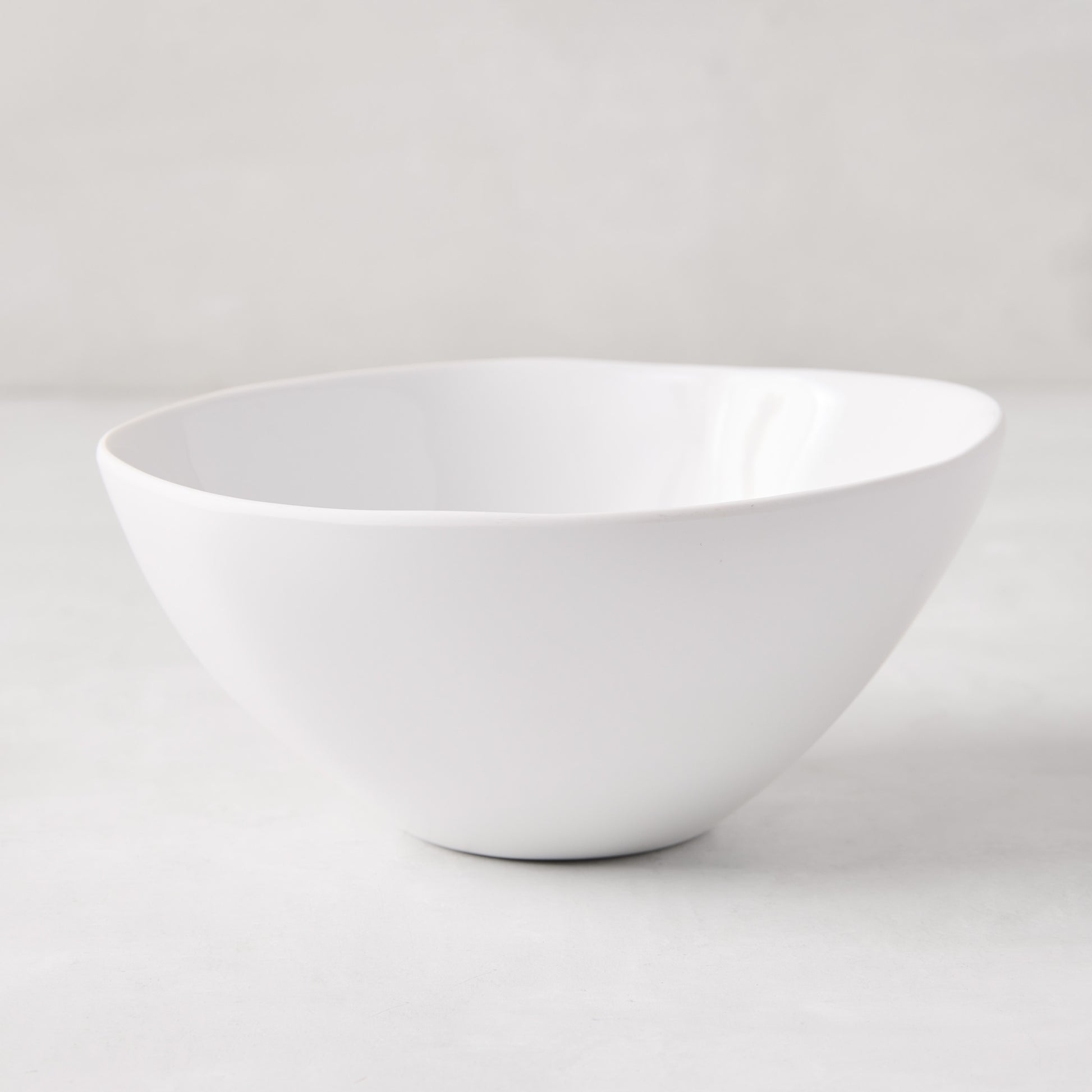 Sandia White Melamine Cereal Bowl, 6"Dia x 3"H, with matte exterior and glossy interior.