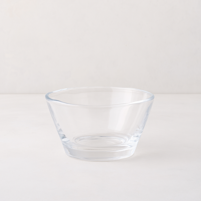 Clear glass breakfast bowl with a unique scissor-cut top, 5" Dia x 3"H.