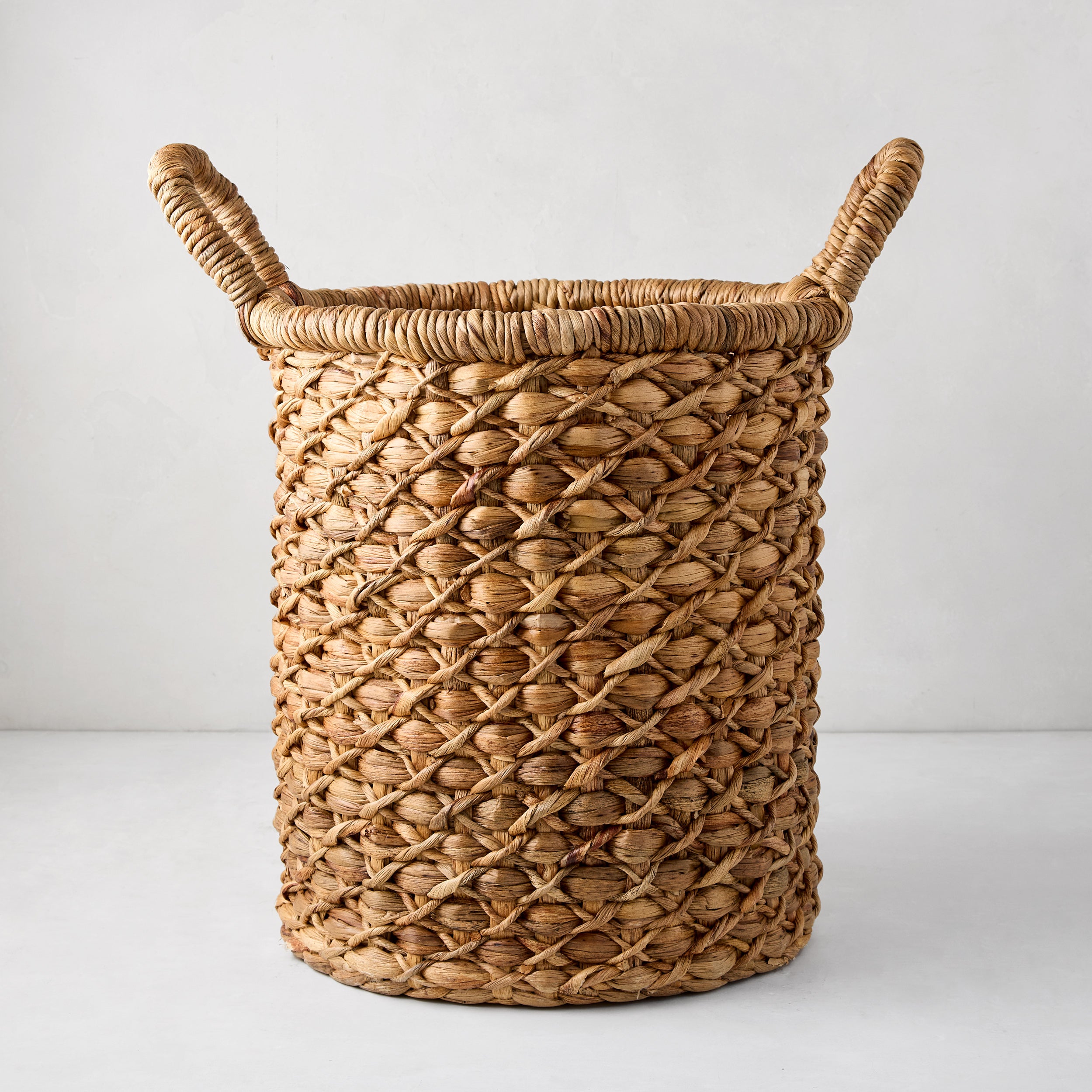 Small Nantucket Woven Round Basket - Hudson Grace