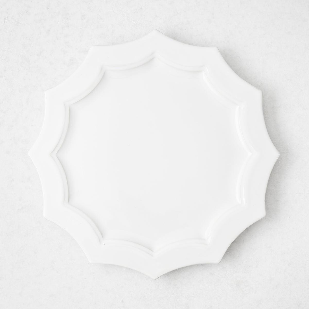 Stella Ceramic Scallop Salad Plate