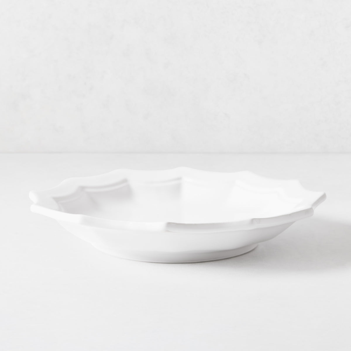 Stella Ceramic Scallop Soup Bowl