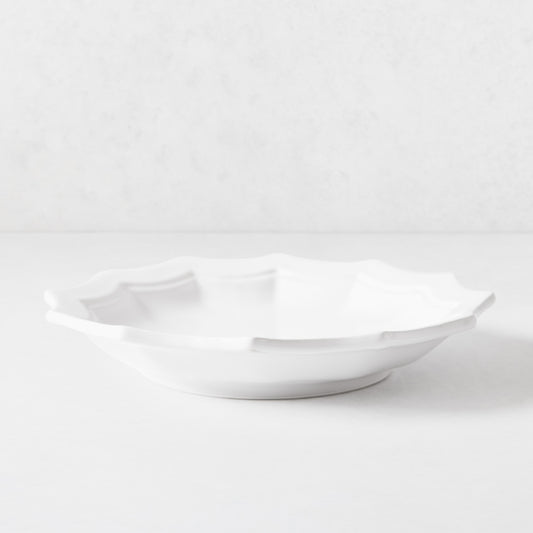 Stella white ceramic soup bowl with a scalloped edge, 9.1-inch diameter, made in Italy.