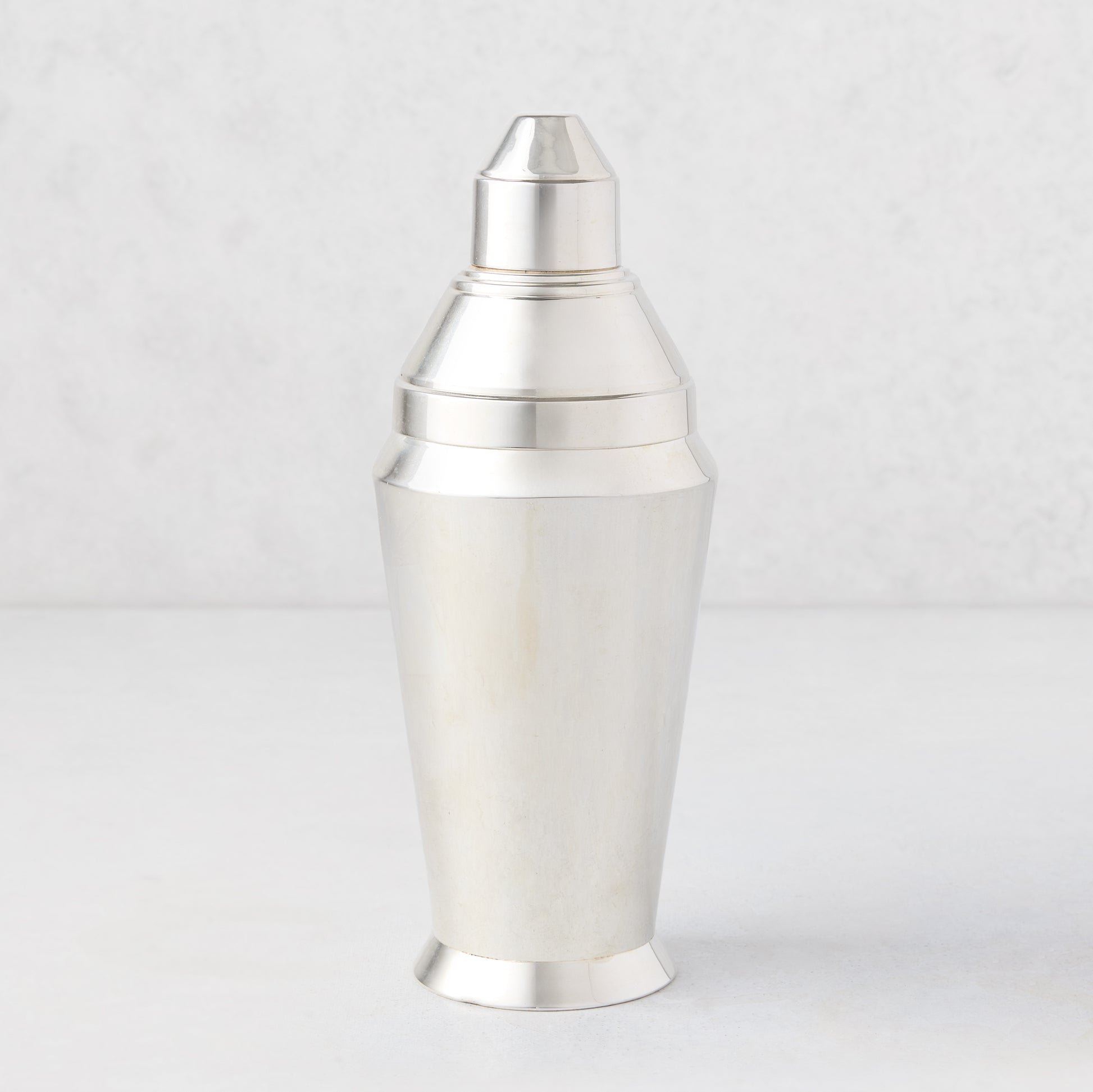 Vintage silverplate Maren cocktail shaker with a shiny, smooth finish.