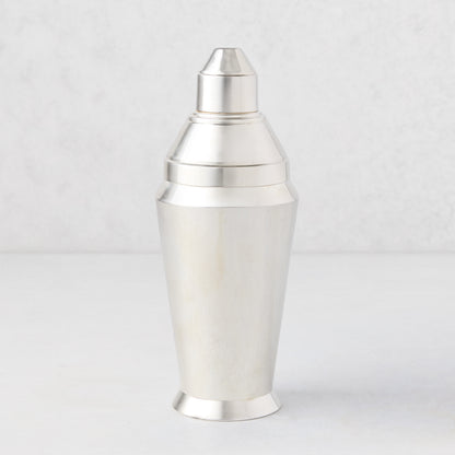 Vintage silverplate Maren cocktail shaker with a shiny, smooth finish.