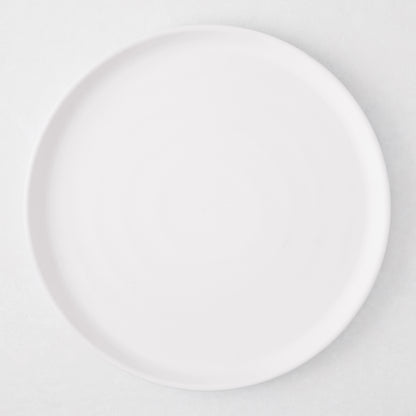 HG White Melamine Dinner Plate, 10.6"Dia, modern lipped design.