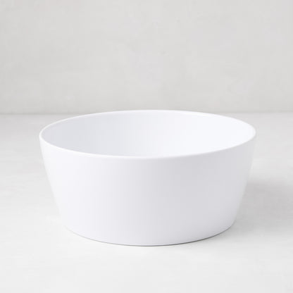 HG White Melamine Serve Bowl, 9"Dia x 3.78"H, with a modern lipped design.