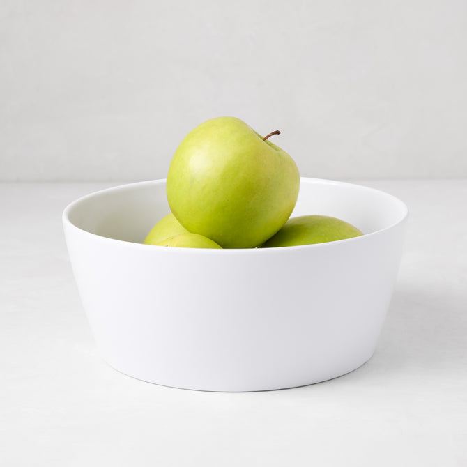 HG White Melamine Serve Bowl, 9"Dia x 3.78"H, with green apples.