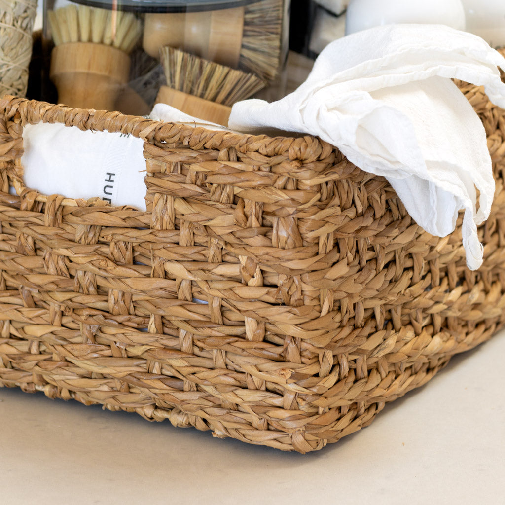 https://hudsongracesf.com/cdn/shop/products/F22_Clean_By_Design_HG_Everyday_Pantry_Basket_Detail_LS_Product.jpg?v=1665512180&width=1445
