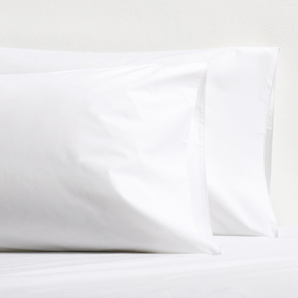 White Tip-Stitched Percale Sheet Set