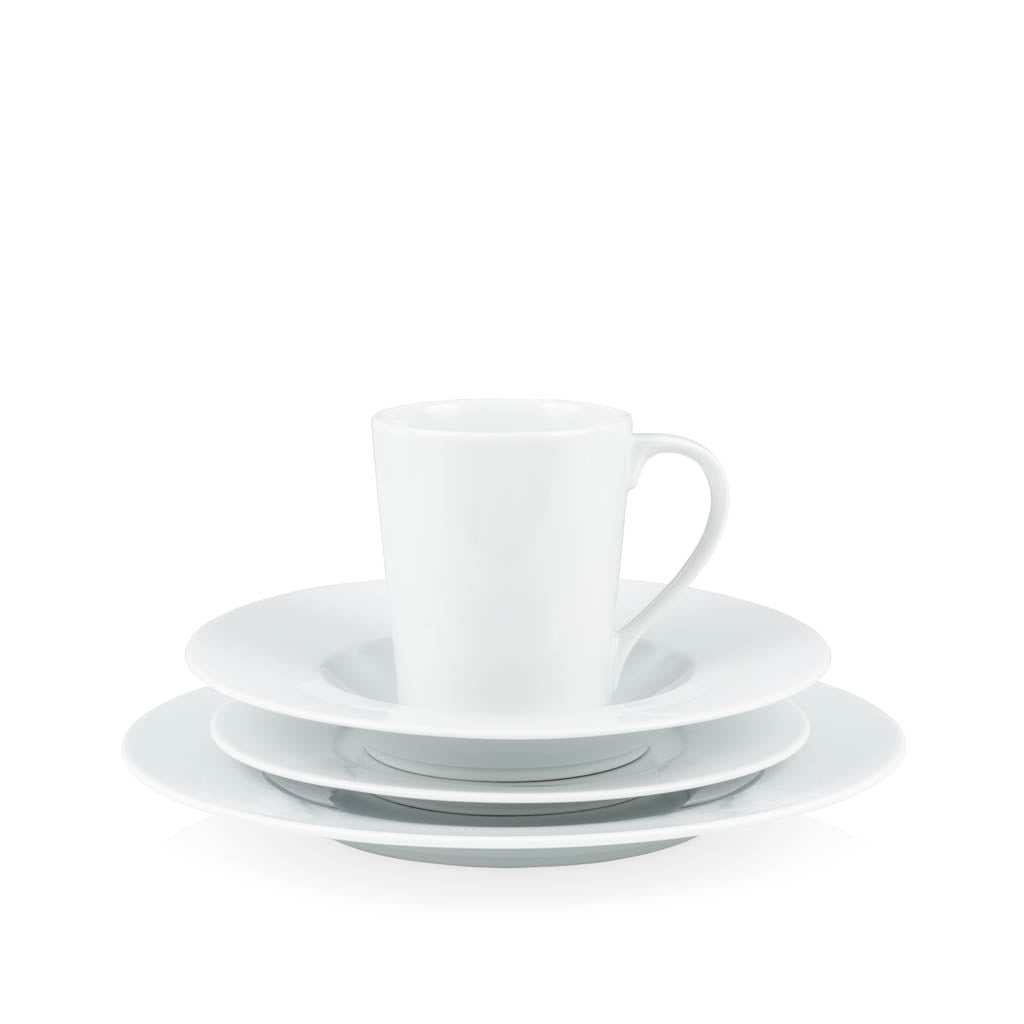 HG Classic white porcelain mug on a stack of three matching plates.
